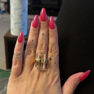 LELE Sadoughi ring crystal s 7